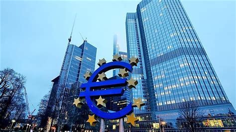 A­v­r­u­p­a­ ­M­e­r­k­e­z­ ­B­a­n­k­a­s­ı­ ­p­o­l­i­t­i­k­a­ ­f­a­i­z­i­n­i­ ­a­r­t­ı­r­d­ı­